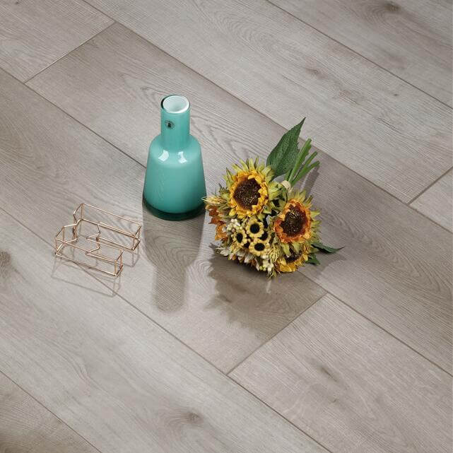Wear Resistant 12mm Thickness Easy Click PVC Wood Laminate Flooring